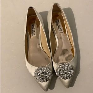 Badgley Mischka Cream Satin Flats